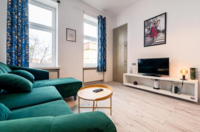 Środmieście Apt - Top Location, Tram&Park nearby - by Rentujemy